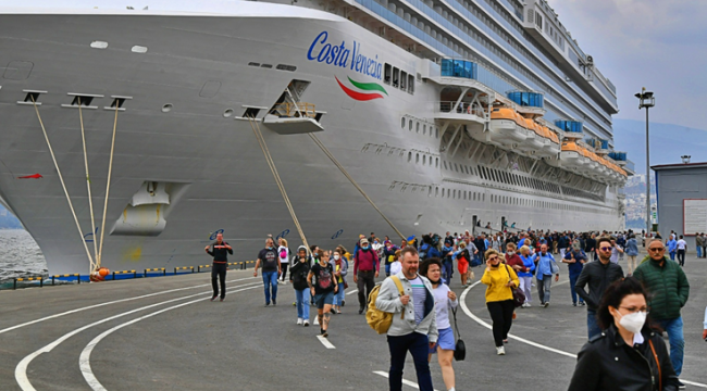 İzmir turizminde tarihi rekor