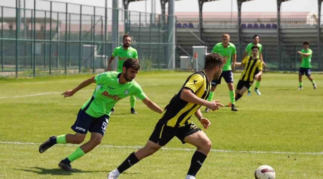 Aliağa FK, hazırlık maçında güldü