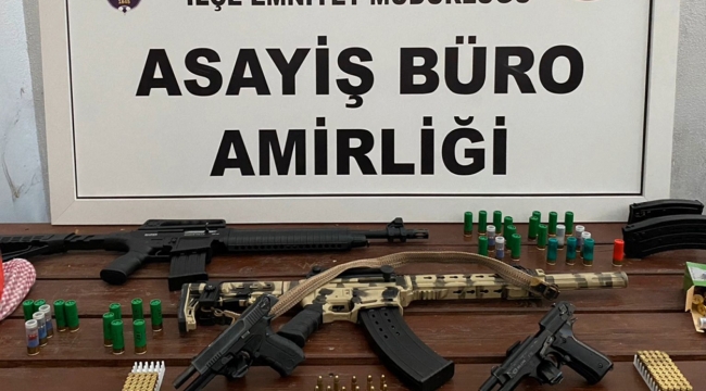 Menemen'de aranan şahıslar kıskıvrak yakalandı