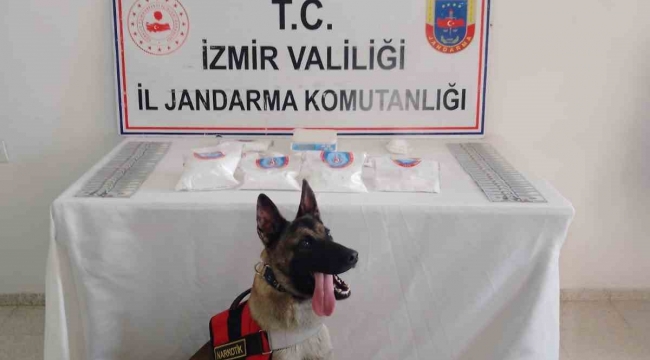 İzmir’de 2,5 kiloya yakın kokain ele geçirildi