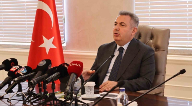 İzmir Valisi’nden basın mensuplarıyla asayiş ve güvenlik toplantısı