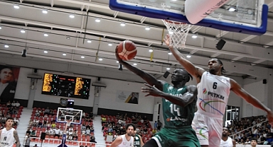 Aliağa Petkimspor, Darüşşafaka Lassa'yı farkla yendi!