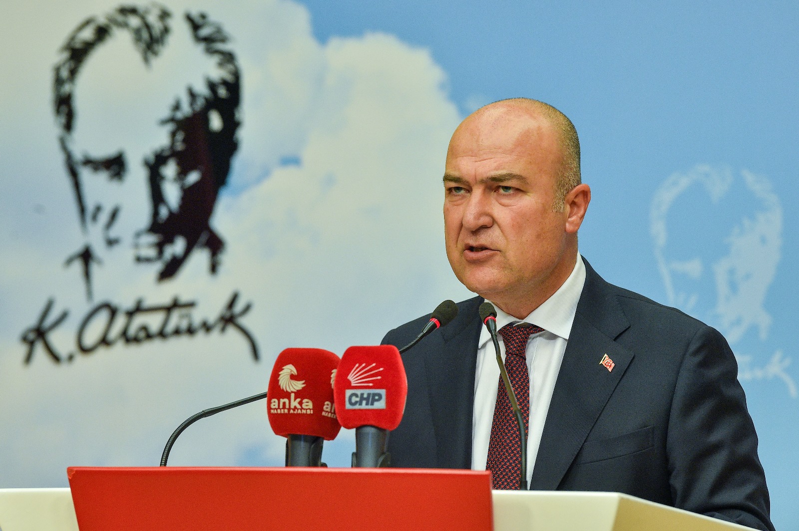 CHP’li Bakan’dan ‘İzmir Körfezi’ için çağrı: “Tüm paydaşları iş birliğine çağırıyoruz!”