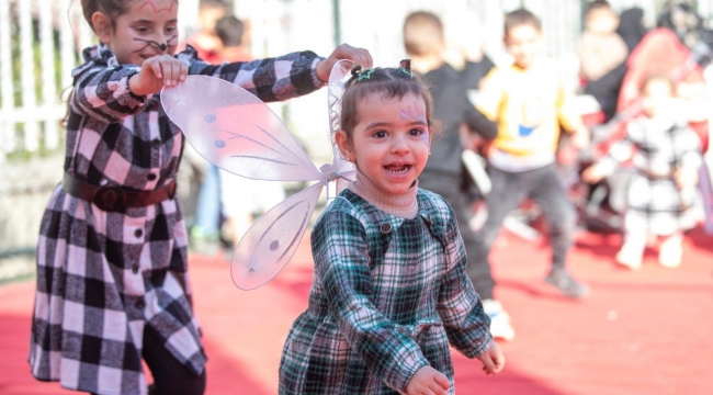 Çocuklar kadar aileleri de eğlendi