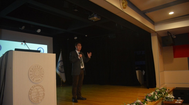 EÜ Eğitim Fakültesinde “Atatürk ve Düşünce Dünyası” Konferansı