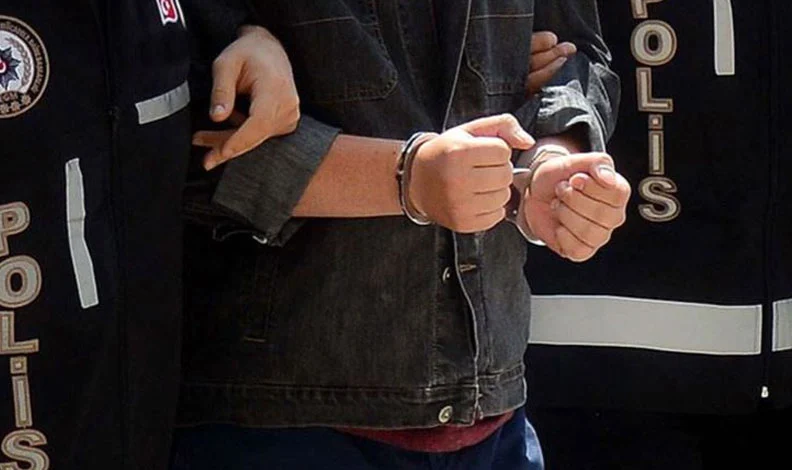 İzmir’de PKK/KCK operasyonu: 9 gözaltı