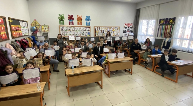 Aliağa’da 19 Bin 574 Öğrenci Karne Heyecanı Yaşadı