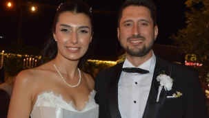 Gizem Ronay ve Engin'in Düğünü Myrina Garden’da Görkemli Bir Geceye Sahne Oldu