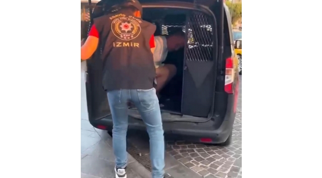 İzmir’de 21 yıl hapis cezasıyla aranan hırsız yakalandı