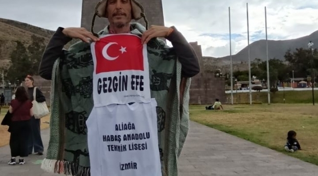 Öğretmen Zekeriyya Karcıdağ, Ekvador’da Zeybek Oynadı