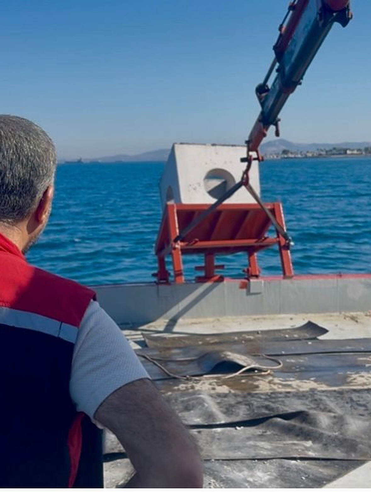 Aliağa’da Yapay Resif Çalışmaları Sürüyor