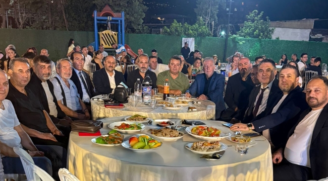 İzmirli Berberler Moral Gecesi’nde buluştu…