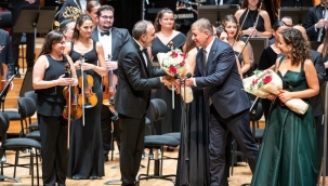 İzmir Oda Orkestrası'ndan Cumhuriyet Bayramı'na özel muhteşem konser