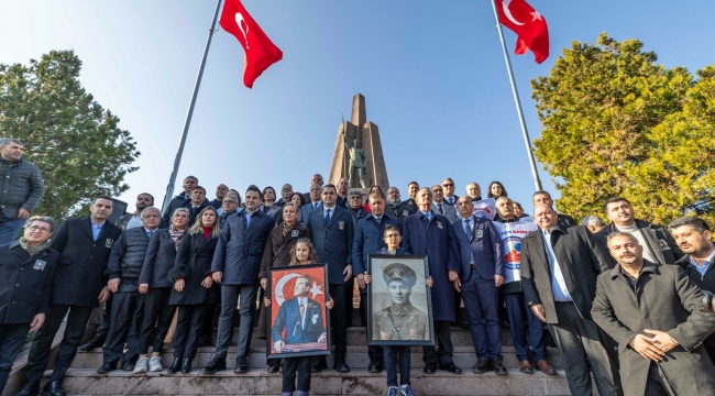 İzmir’de Kubilay için “Demokrasi ve Laiklik” yürüyüşü