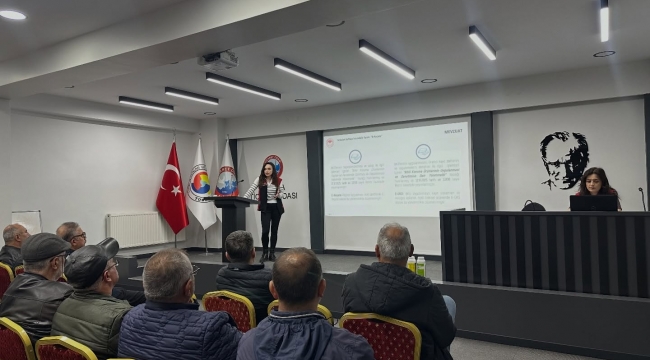 Aliağa’da üreticilere B-Reçete ve bitki koruma eğitimi