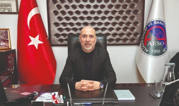 Aliağa Esnaf Odası Başkanı İsa Özbek'ten Bayram Alışverişi Uyarısı