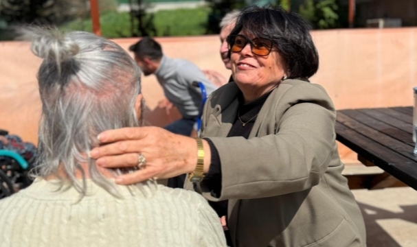 Anahtar Parti Aliağa Teşkilatı'ndan Huzurevi Ziyareti