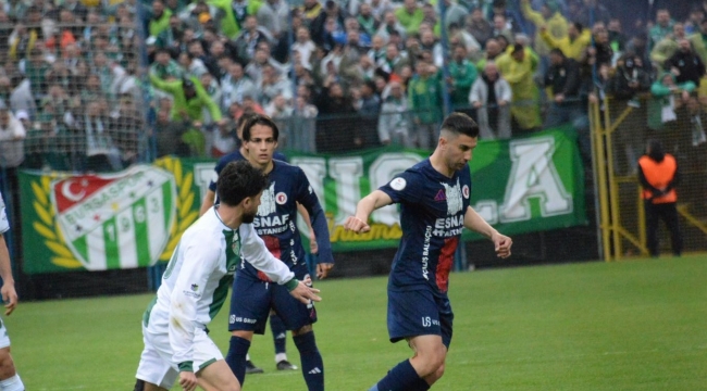 Bursaspor Fethiye’de puan kaybetti, gözler Aliağa FK maçına çevrildi