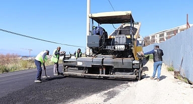 Çeşme'nin yolları yaza hazırlanıyor