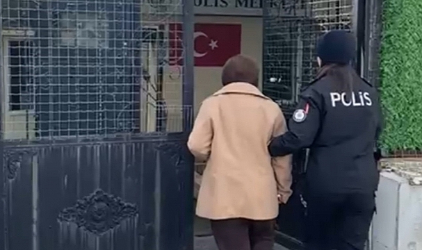 İzmir'de uyuşturucu ticaretinden aranan hükümlü yakalandı