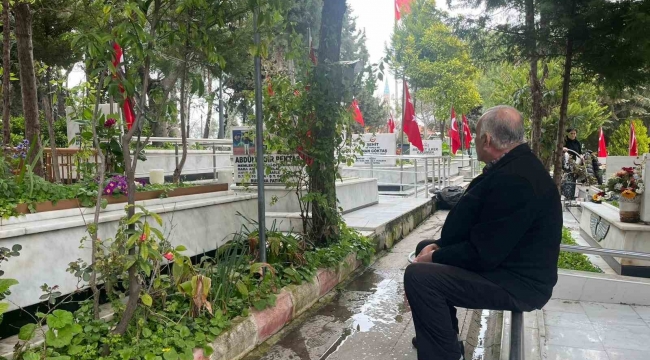 Kadifekale Hava Şehitliği’nde bayram öncesi ziyareti