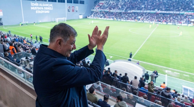 Türk futbolunun efsanesinden Başkan Tugay’a Karşıyaka Stadı teşekkürü